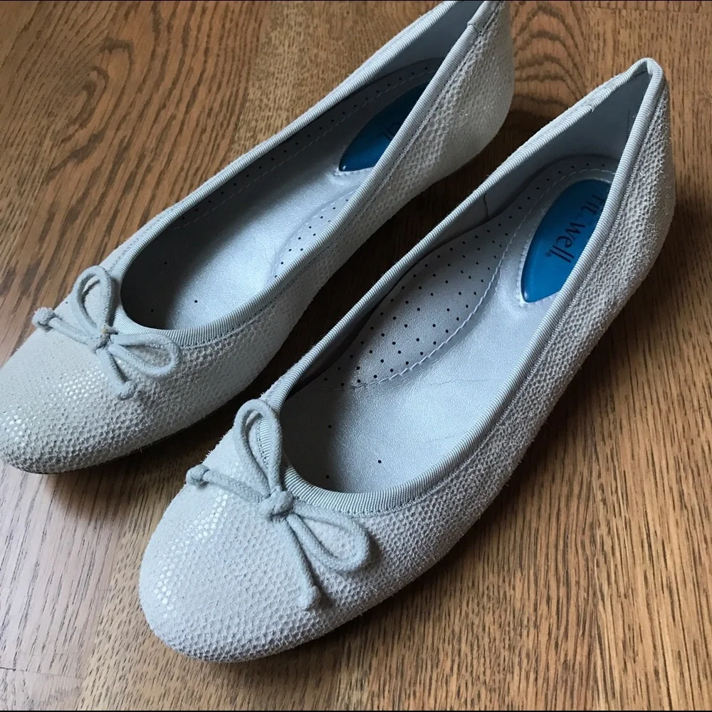 Fitzwell textured cream ballet flat - Picture 1 of 4